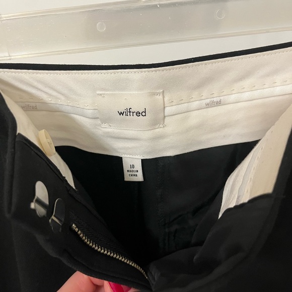 Aritzia Black Women's trousers - Picture 7 of 7